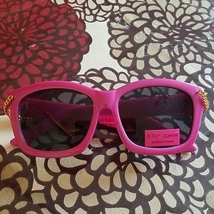 NWT Betsey Johnson sunglasses